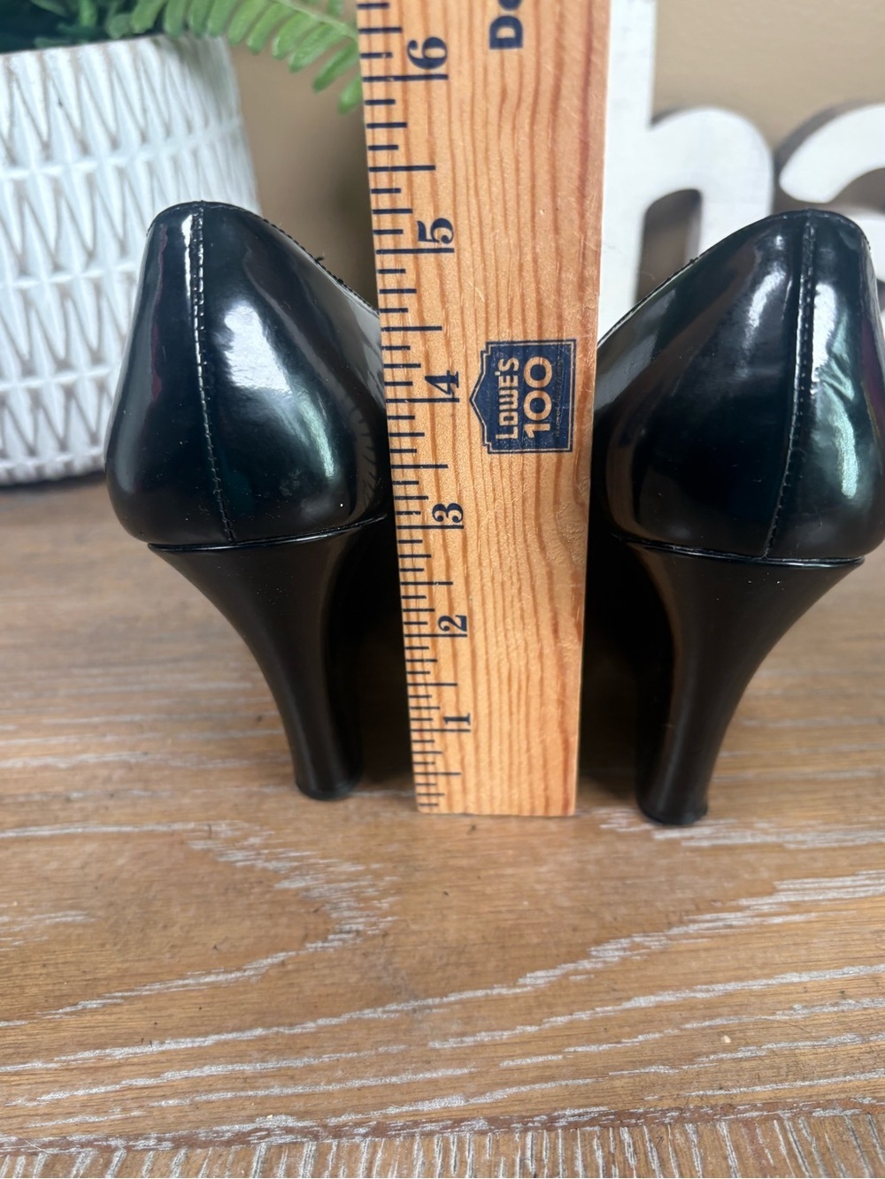 KATE SPADE NEW YORK AUTH $399
Women's Black Patent Leather Amory
Wedge Pump 5.5 - Picture 12 of 13